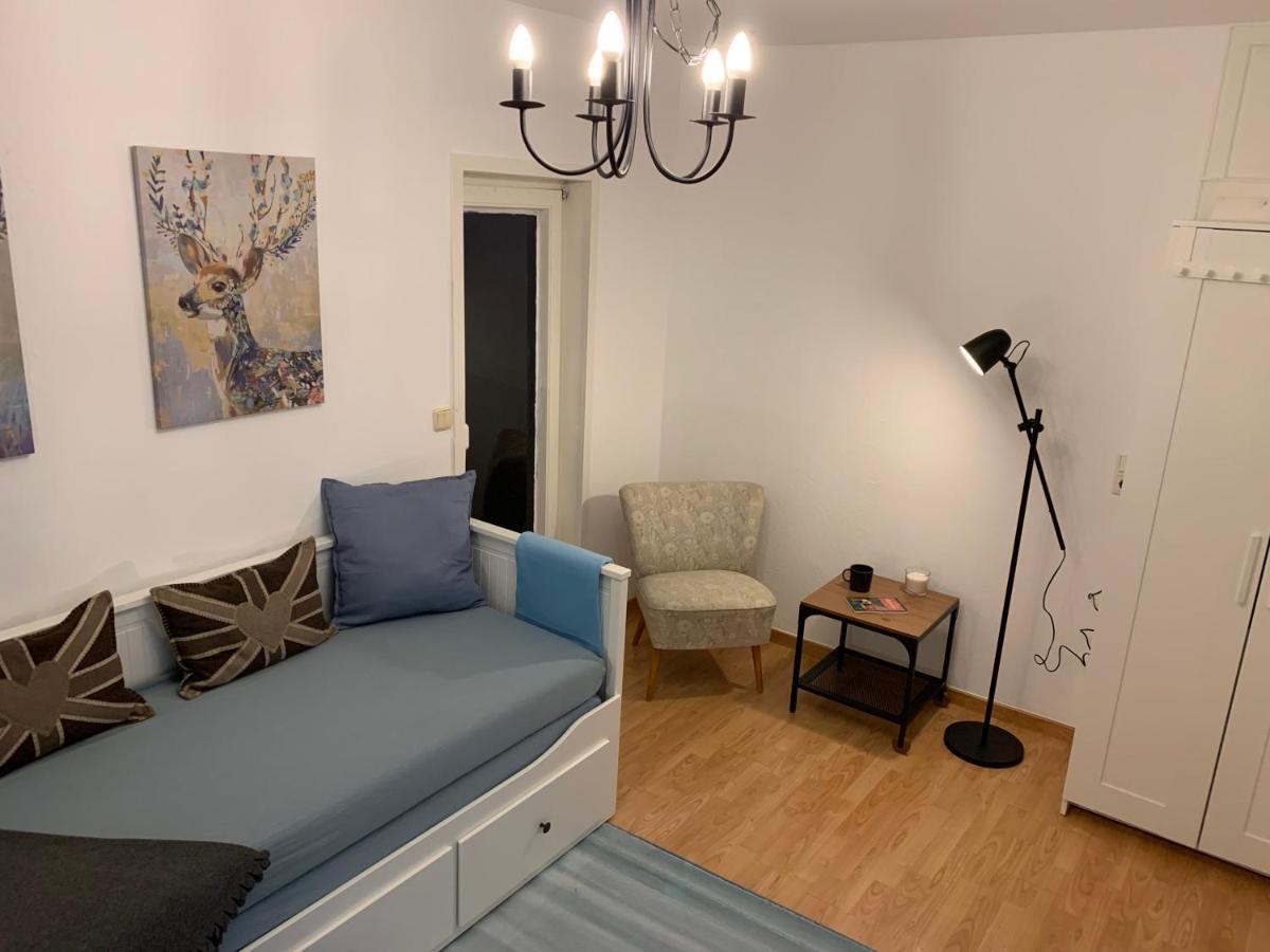 קאסל Haus Am Stadtrand Mit Super Verbindung In Die City מראה חיצוני תמונה